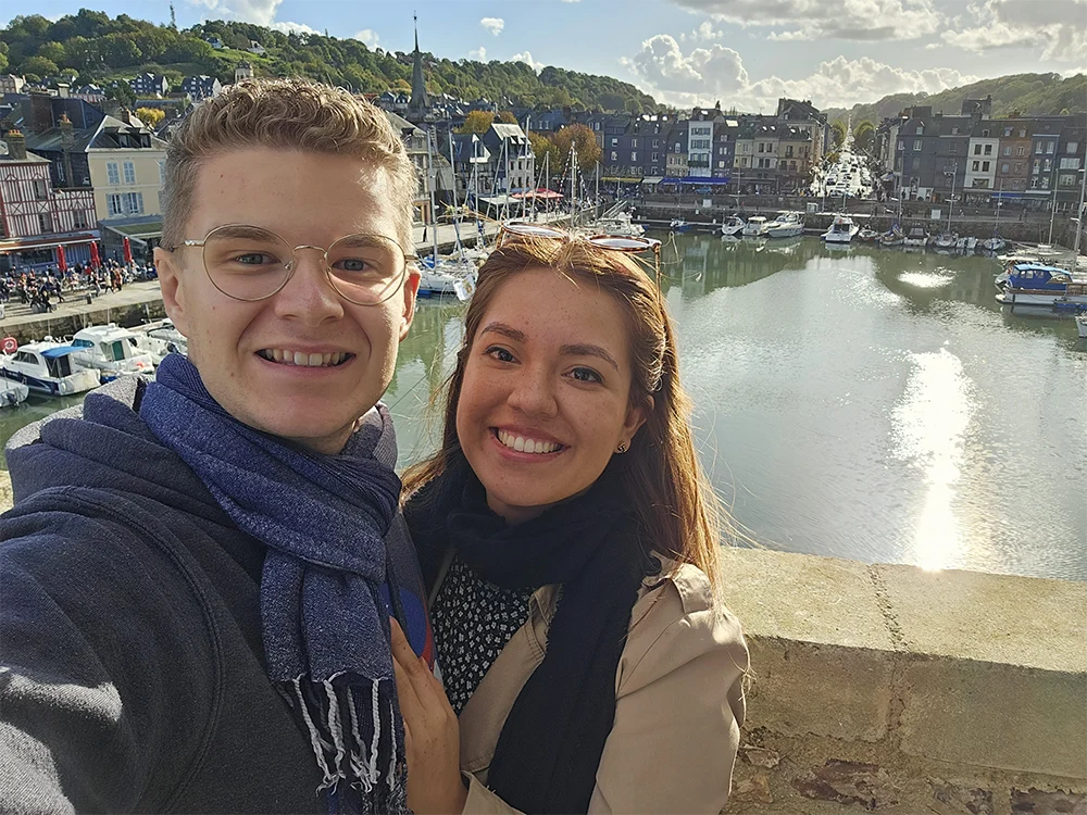 ilse-and-kenny-in-honfleur-seine-and-sea